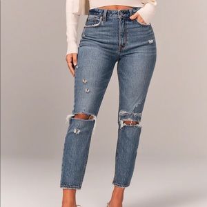 Curvy High Rise Mom Jeans